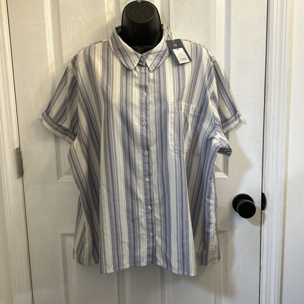 NWT Universal Thread Women's Short Sleeve Button Down Shirt Blue Stripe Size 2XL
